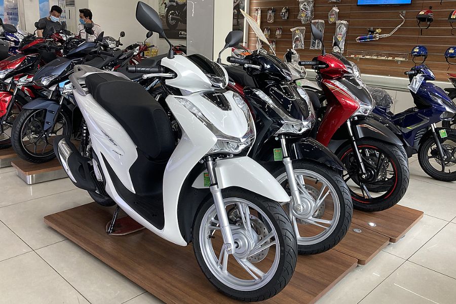 Cầm xe máy góp